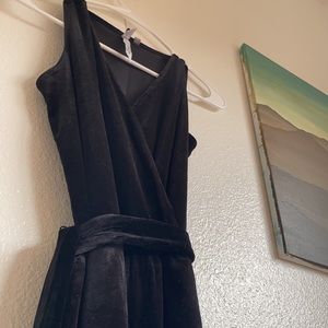 Black velvet romper jumper pantsuit size small petite